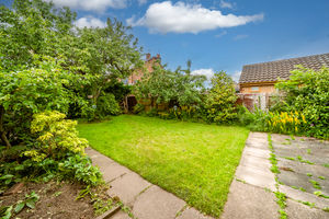 GARDEN- click for photo gallery